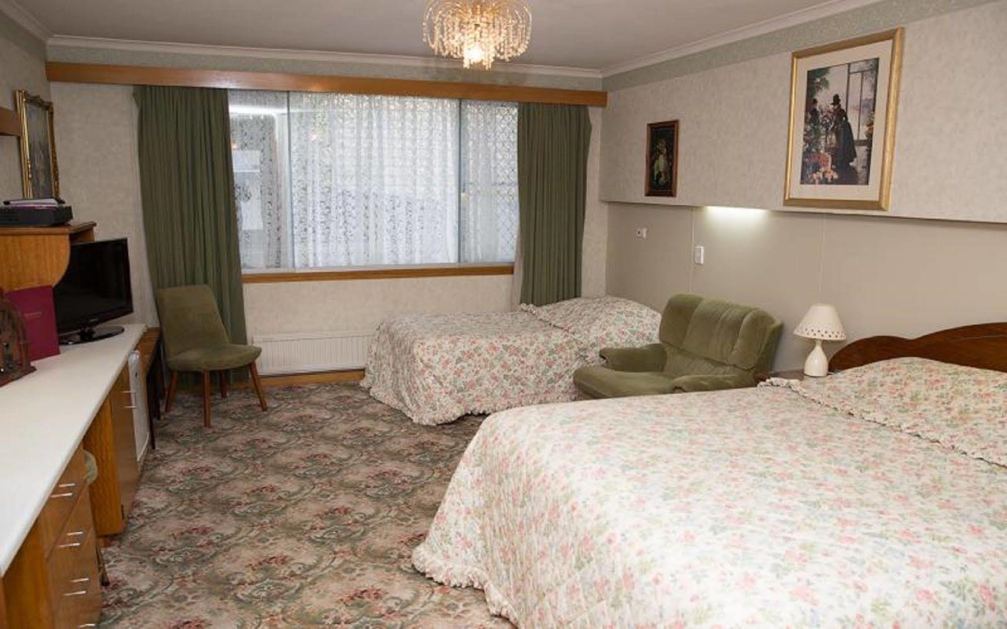 Motel Mayfair On Cavell Hobart Esterno foto
