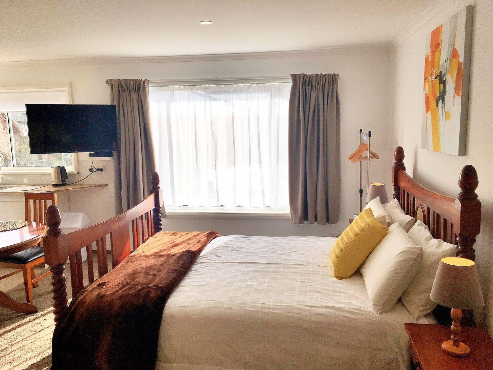Motel Mayfair On Cavell Hobart Esterno foto
