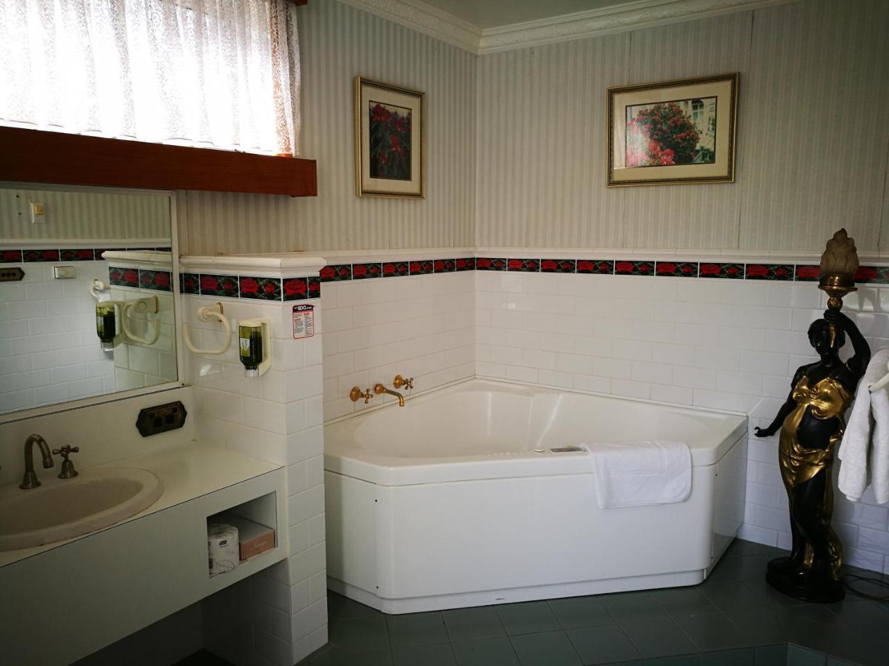 Motel Mayfair On Cavell Hobart Esterno foto