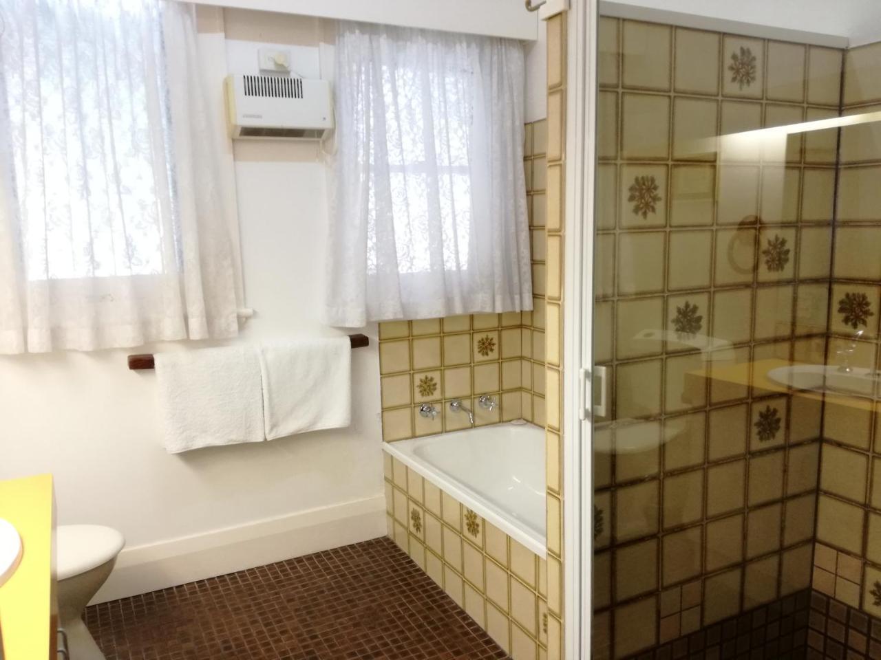 Motel Mayfair On Cavell Hobart Esterno foto