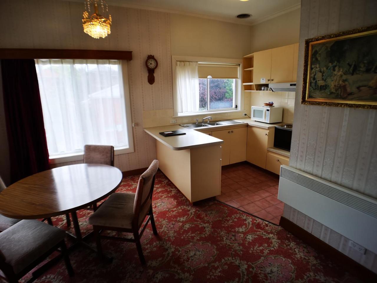Motel Mayfair On Cavell Hobart Esterno foto