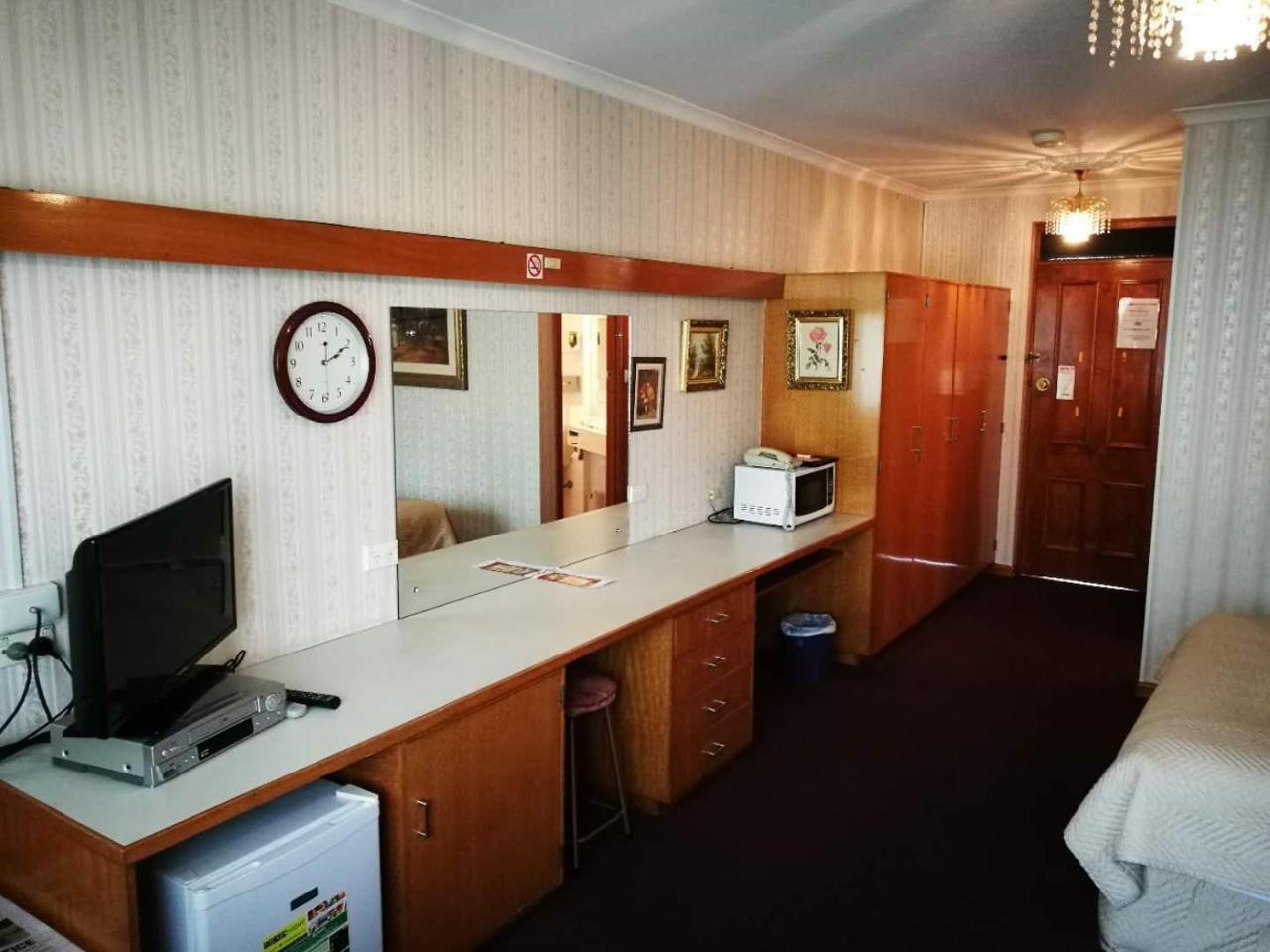 Motel Mayfair On Cavell Hobart Esterno foto